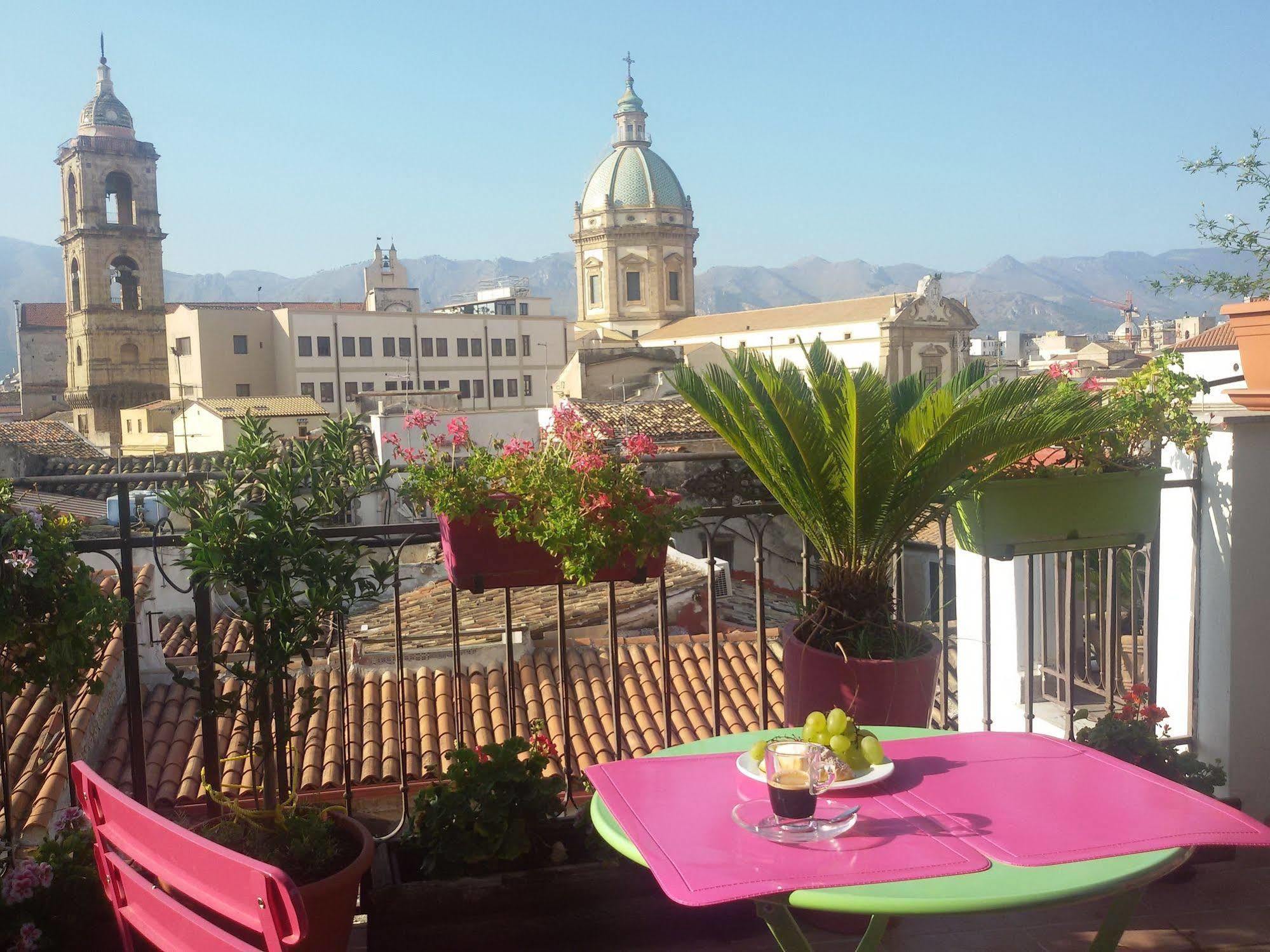 לינה וארוחת בוקר פלרמו La Terrazza Sul Centro מראה חיצוני תמונה