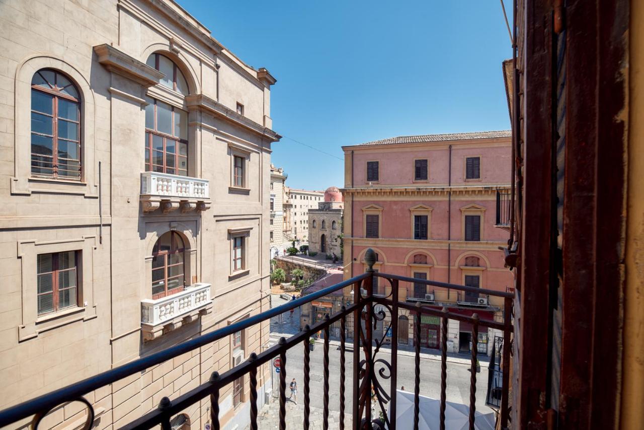 לינה וארוחת בוקר פלרמו La Terrazza Sul Centro מראה חיצוני תמונה
